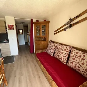 grand-studio.hotels-rhonealpes.com/